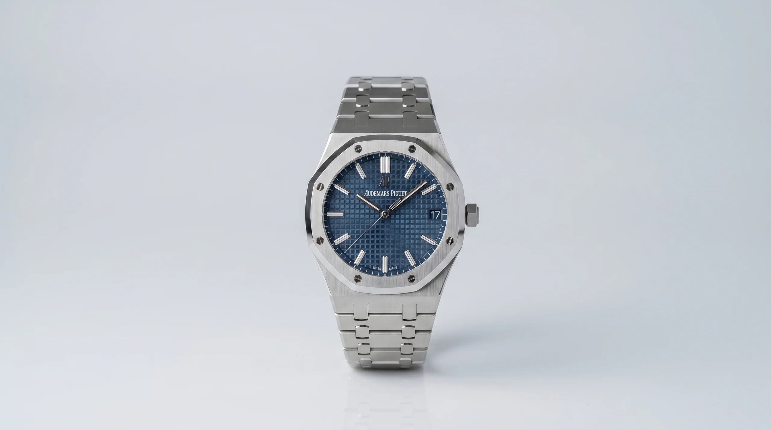 The Royal Oak Holds, the Code 11.59 Bleeds: How to Actually Buy an AP in 2026