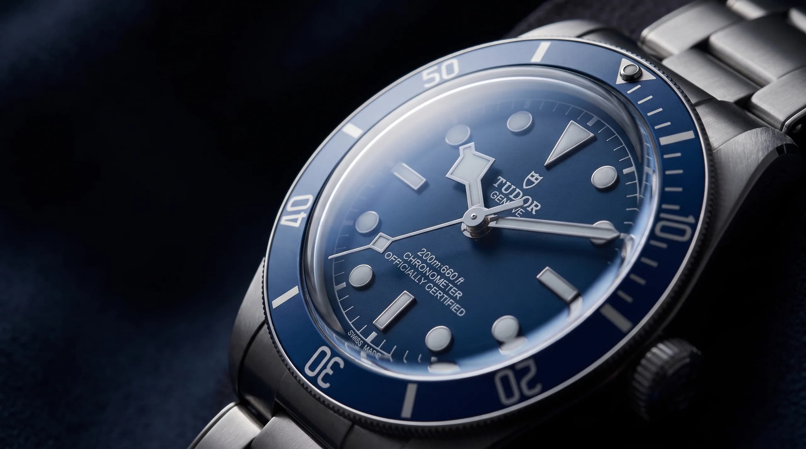 Sapphire, Acrylic, or Mineral: The Watch Crystal Guide That Actually Matters